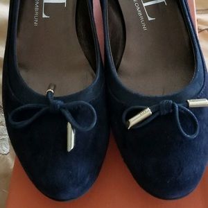 AGL Navy Blue suede pumps